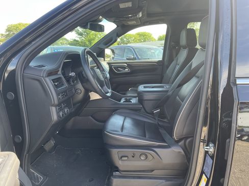 Used 2023 Chevrolet Tahoe Premier AWD/4WD image 18