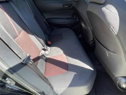 Used 2024 Toyota Corolla Cross SE image 23