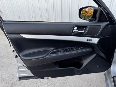 Used 2009 INFINITI G37 Journey w/ Premium Pkg image 41