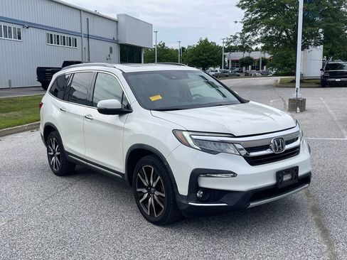 Used 2019 Honda Pilot Touring image 4