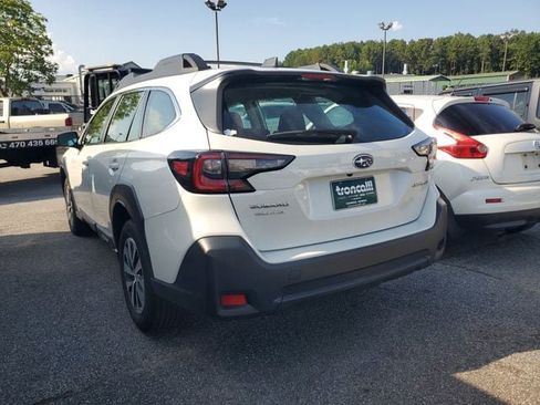 Used 2024 Subaru Outback AWD/4WD image 8