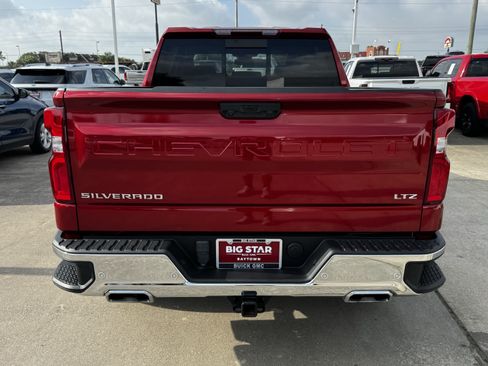 Used 2024 Chevrolet Silverado 1500 LTZ AWD/4WD image 9