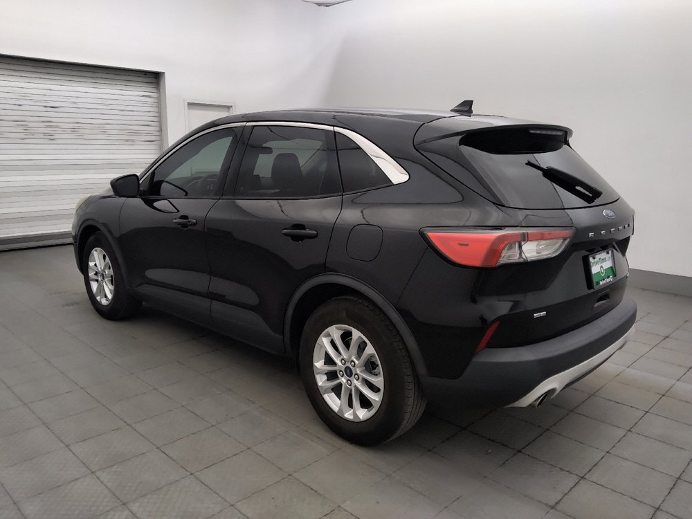 Used 2020 Ford Escape SE FWD image 3