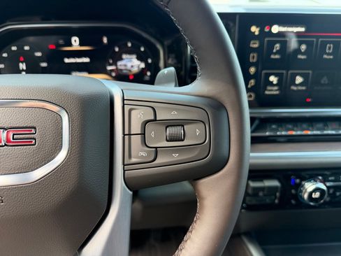 New 2026 GMC Sierra 1500 SLT w/ SLT Premium Plus Package AWD/4WD image 25