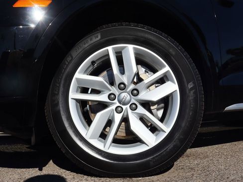 Used 2020 Audi Q5 2.0T Premium w/ Convenience Package image 5