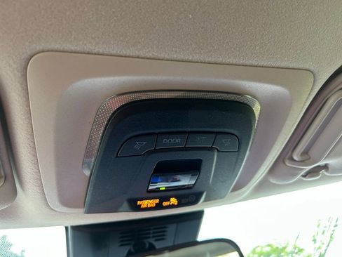 Used 2024 Toyota Corolla LE image 27