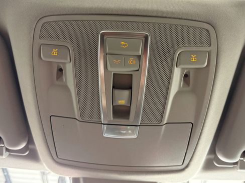 Used 2016 Mercedes-Benz GL 450 4MATIC image 42