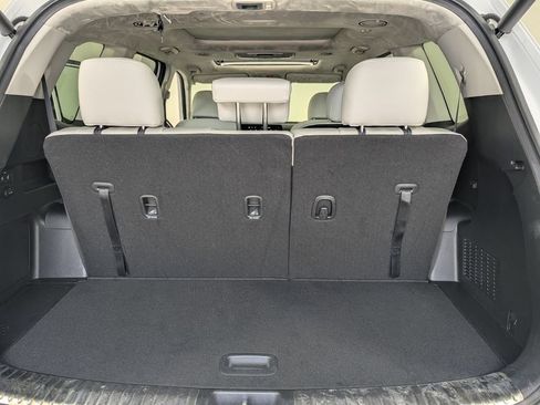 Used 2024 Kia Telluride SX Prestige w/ Towing Package AWD/4WD image 26