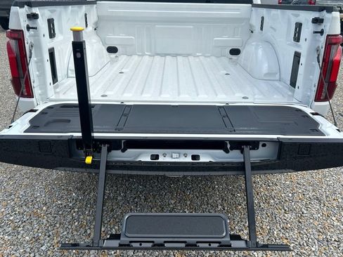 New 2026 Ford F150 King Ranch w/ Equipment Group 601A High AWD/4WD image 21