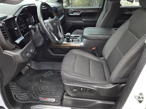 Used 2024 Chevrolet Silverado 1500 LT Trail Boss w/ Protection Package AWD/4WD image 17