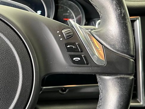 Used 2014 Porsche Panamera 4S AWD/4WD image 9