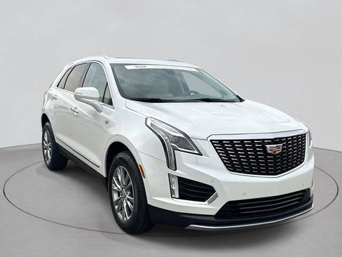Certified 2023 Cadillac XT5 Premium Luxury AWD/4WD image 3