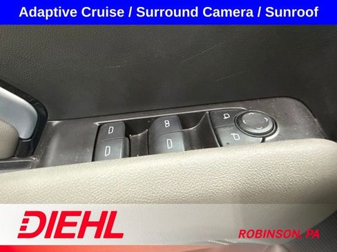 Used 2024 Chevrolet Colorado ZR2 w/ Technology Package AWD/4WD image 19