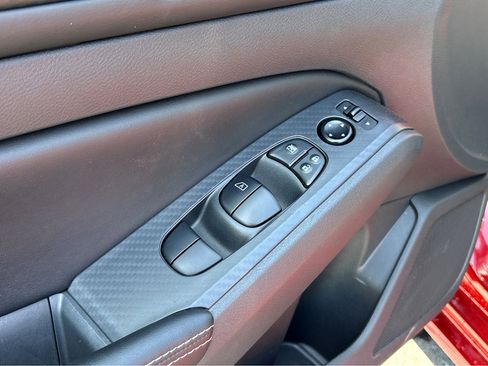 Used 2024 Nissan Altima 2.5 SV image 18