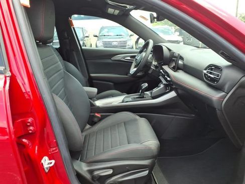 Used 2023 Dodge Hornet GT w/ GT Blacktop Package AWD/4WD image 18