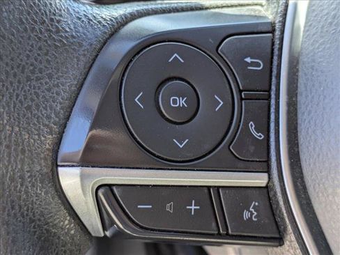 Used 2021 Toyota Camry LE FWD image 11