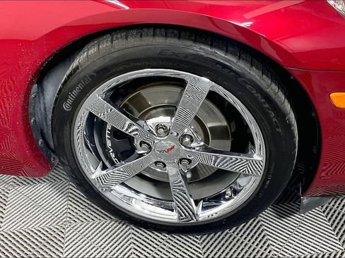Used 2009 Chevrolet Corvette Coupe w/ Preferred Equipment Group RWD image 10