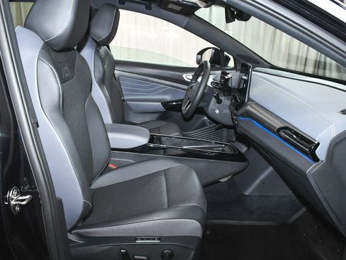 Used 2023 Volkswagen ID.4 Pro S Plus image 53