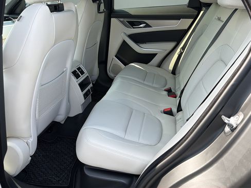 New 2026 Jaguar F-PACE R-Dynamic S AWD/4WD image 18