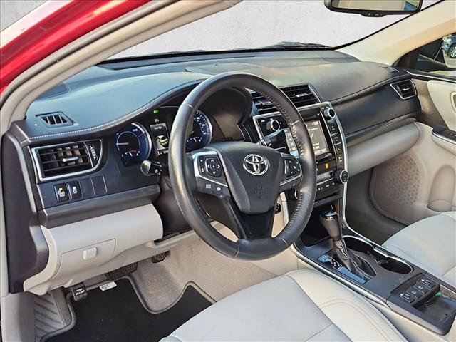Used 2017 Toyota Camry XLE w/ Moonroof Package FWD image 8