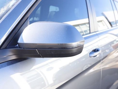 Used 2024 Volkswagen Atlas SE image 12