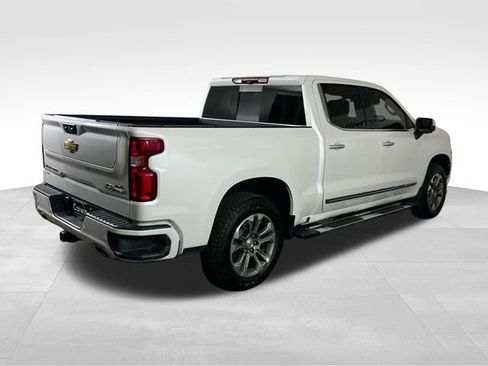 Used 2024 Chevrolet Silverado 1500 High Country w/ Z71 Off-Road Package image 14