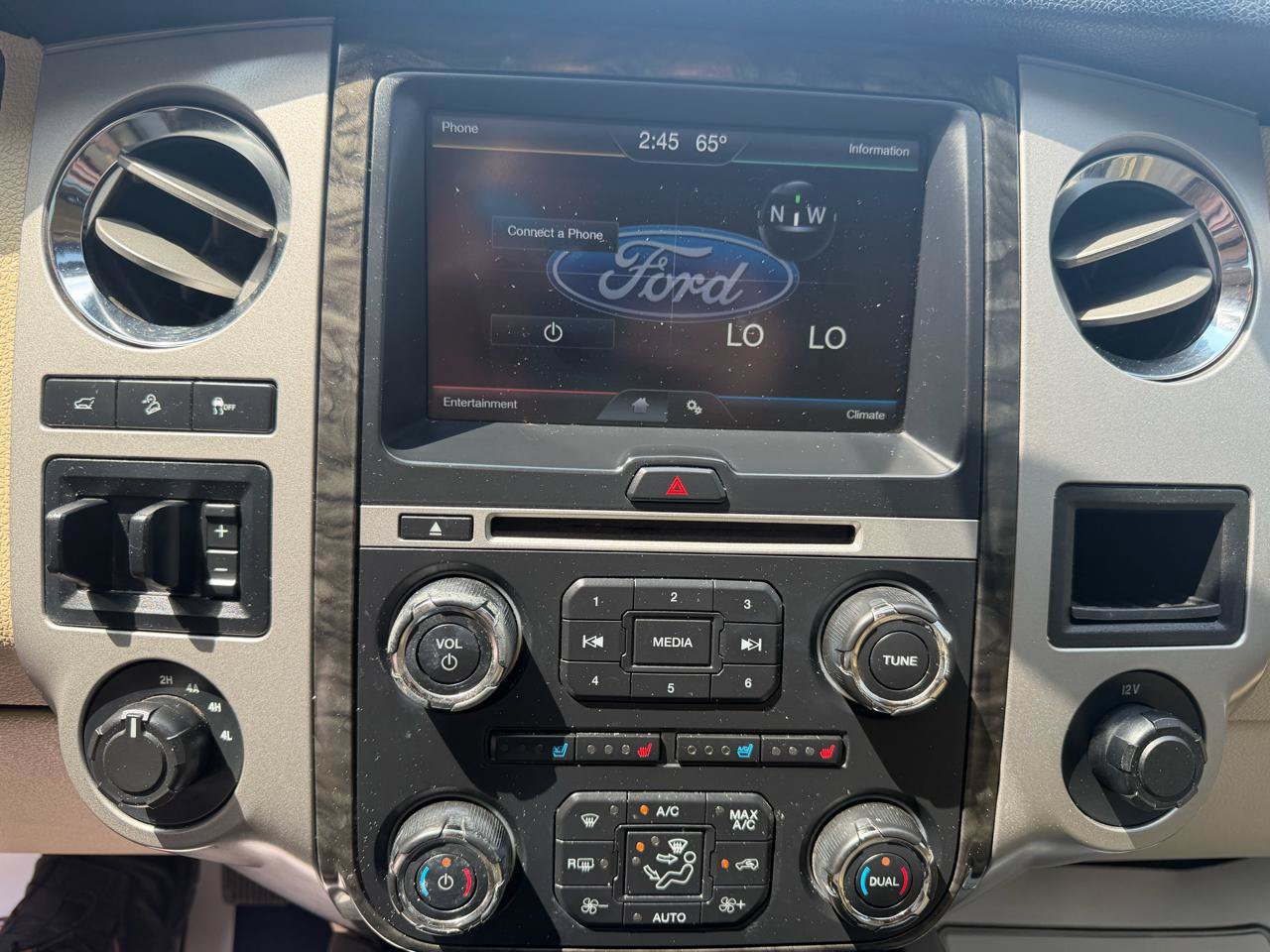 Used 2015 Ford Expedition EL Limited AWD/4WD image 13