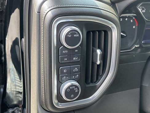 Used 2021 GMC Sierra 1500 Elevation w/ Preferred Package AWD/4WD image 21