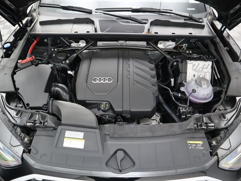 Used 2025 Audi Q5 2.0T Premium Plus w/ Premium Plus Package image 31