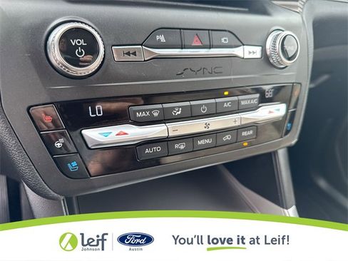 Used 2020 Ford Explorer Limited image 21