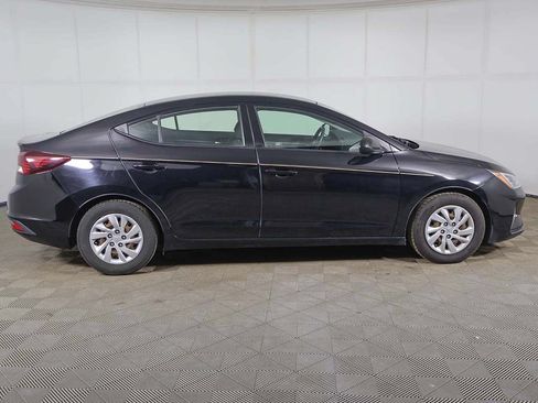 Used 2020 Hyundai Elantra SE w/ Cargo Package (C1) FWD image 11