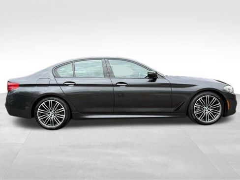 Used 2018 BMW 540i xDrive w/ M Sport Package image 9