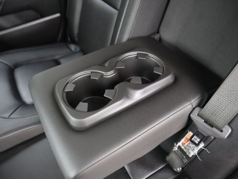 Used 2018 Chevrolet Colorado ZR2 w/ ZR2 Midnight Special Edition image 52