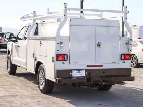 New 2026 Ford F250 XL w/ XL Chrome Package RWD image 6