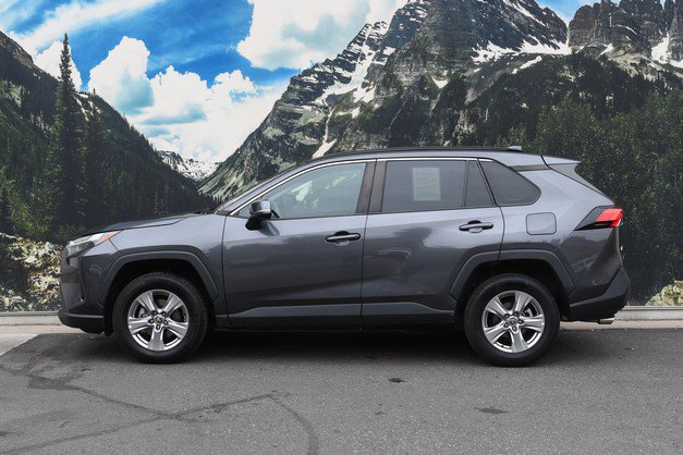 Used 2023 Toyota RAV4 XLE w/ Convenience Package AWD/4WD image 7
