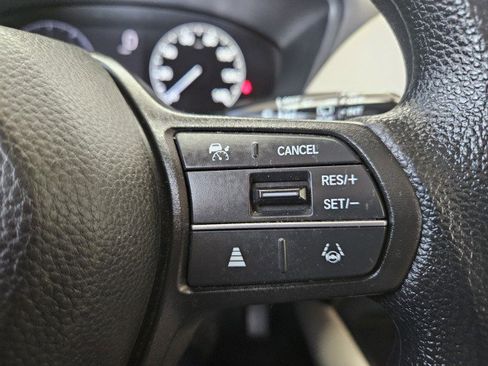 Used 2023 Honda HR-V LX image 26