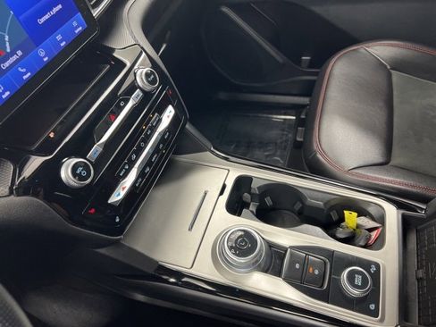 Used 2022 Ford Explorer ST-Line image 20