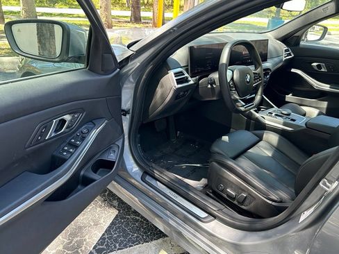 Used 2025 BMW 330i Sedan w/ Convenience Package RWD image 15