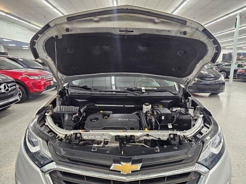 Used 2021 Chevrolet Equinox LT w/ Driver Convenience Package AWD/4WD image 39