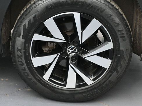 Used 2022 Volkswagen Atlas Cross Sport SE AWD/4WD image 11