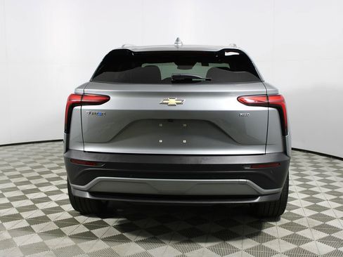 Used 2025 Chevrolet Blazer EV LT AWD/4WD image 35