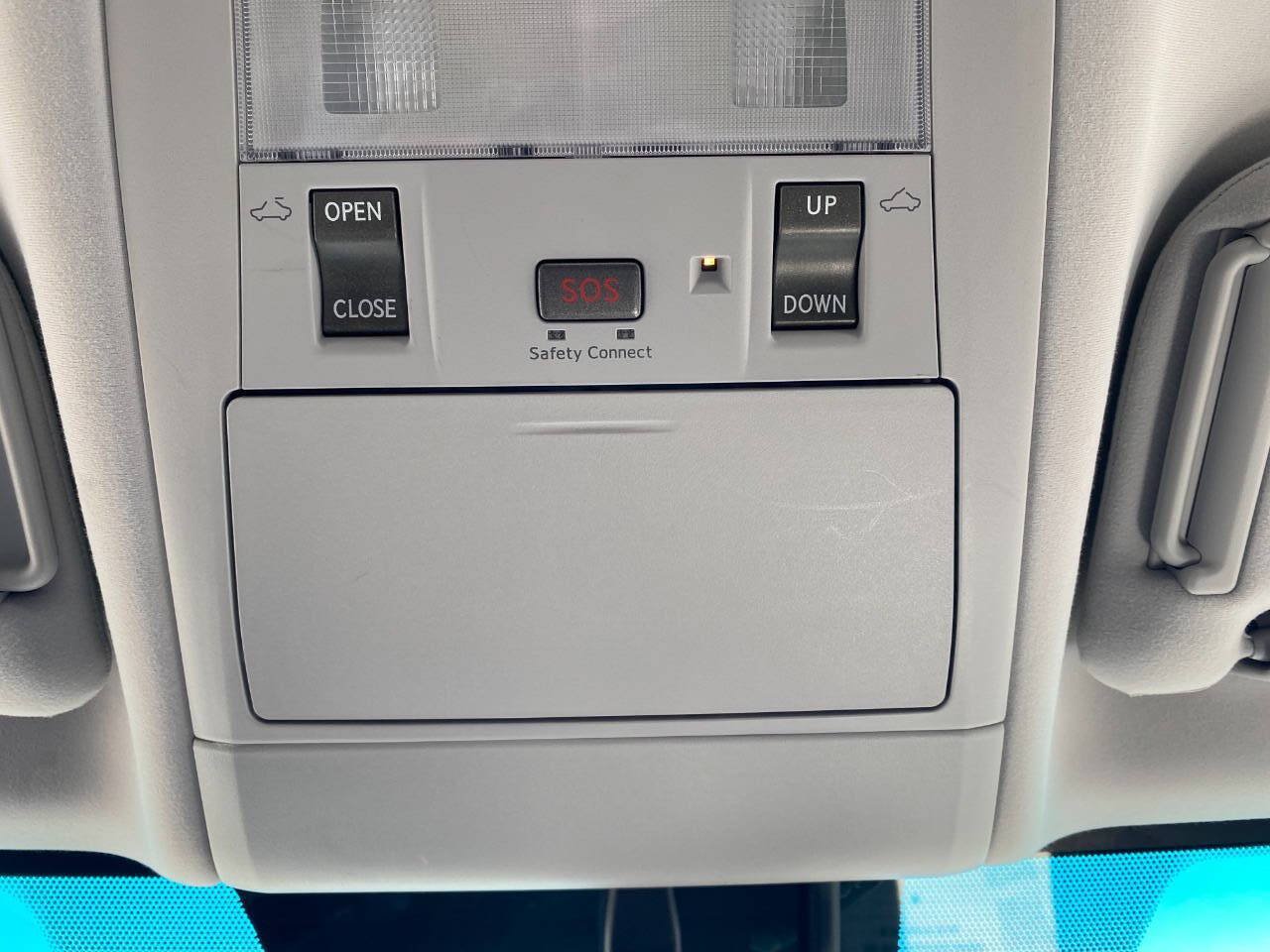Used 2010 Lexus HS 250h Premium w/ Preferred Accessory Package FWD image 21