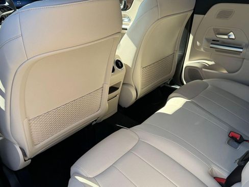 New 2026 Mercedes-Benz GLA 250 image 21