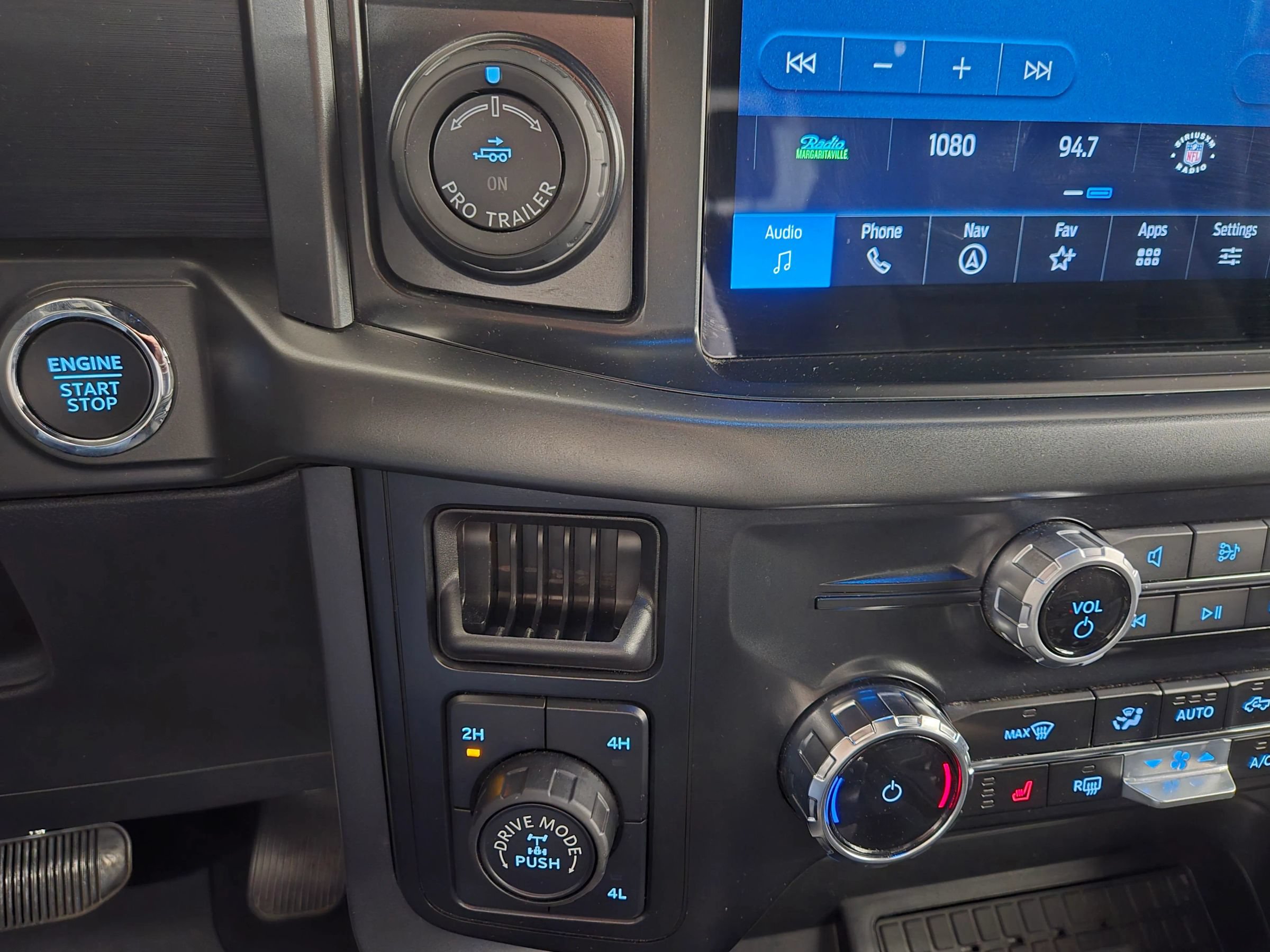 Used 2024 Ford F150 XLT w/ Equipment Group 302A MID AWD/4WD image 14