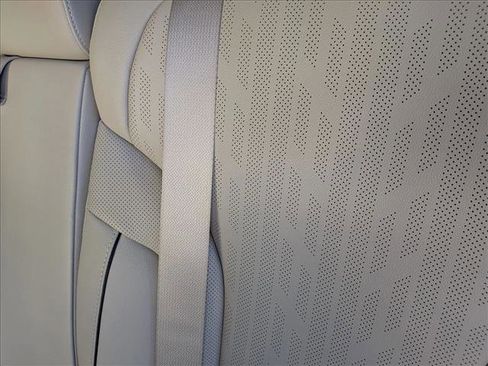 Used 2024 Genesis GV80 2.5T w/ Prestige Package image 16