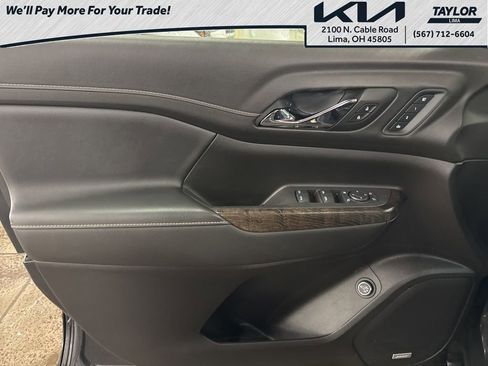 Used 2022 GMC Acadia Denali w/ Denali Ultimate Package image 31
