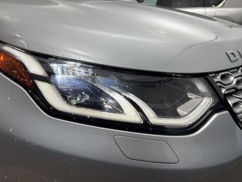 Used 2020 Land Rover Discovery Sport S image 29