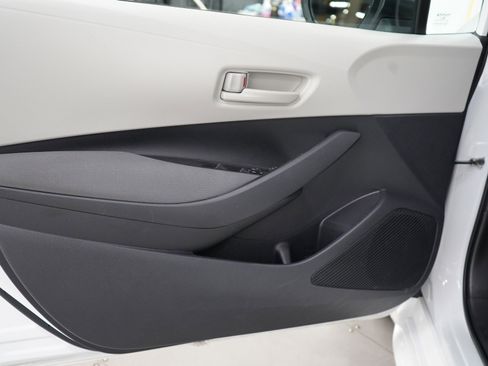 Used 2024 Toyota Corolla LE image 16