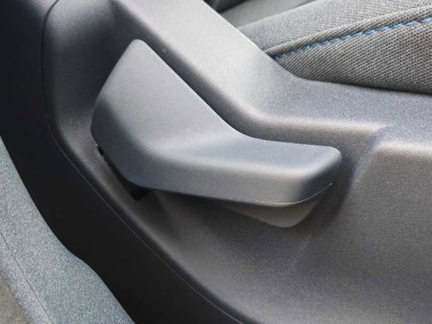 New 2026 Ford Maverick XLT image 24