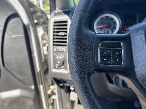 Used 2017 RAM 1500 Express image 13